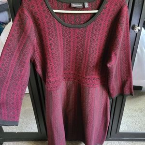 Beautiful Nina Leonard sweater dress
